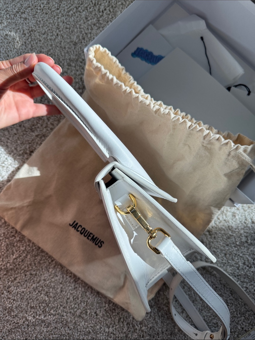 Jacquemus Medium Chiquito - Picture 8 of 17